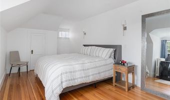 291 Spencer Ave, Warwick, RI 02818