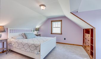 49 N Smith St, Avenel, NJ 07001