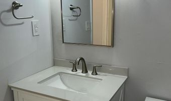 1 Southwest Way, Albany, NY 12205