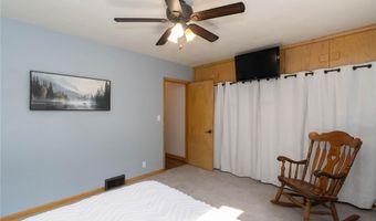 805 31st Ave, Middle Amana, IA 52203