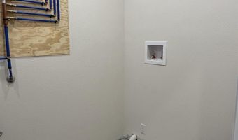 522 S 3rd St, Albia, IA 52531