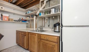 1167 Greens Farm Rd, Cincinnati, OH 45102