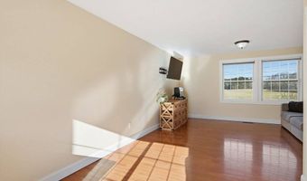 255 West St, Belchertown, MA 01007