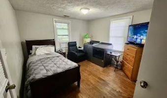 114 S PARKWAY Ave, Bethel Springs, TN 38315