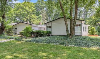 1402 Bardstown Trl, Ann Arbor, MI 48105