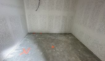 107 Peeps Ct, Adkins, TX 78101