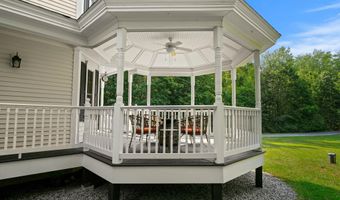 38 Rowell E Rd, Brentwood, NH 03833