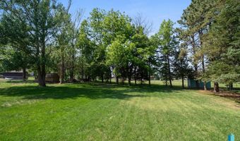 2013 E Sylvan Cir, Brandon, SD 57005