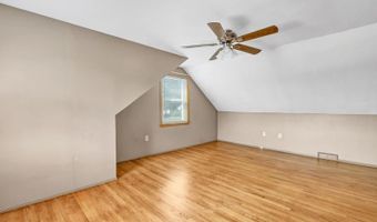 8 Fox Hill Ter, Ansonia, CT 06401
