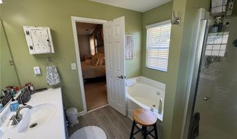 1420 Flanagan Mill Dr, Auburn, GA 30011