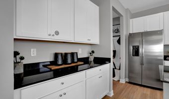1087 Marston Ln, Avon, IN 46123