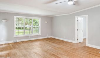 106 Verdier Rd, Beaufort, SC 29902