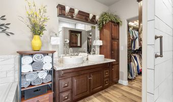 930 Applewood Dr, Buhl, ID 83316