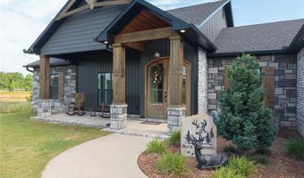 2215 Deepwood Dr, Alma, AR 72921