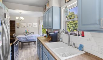 902 E FREMONT St, Appleton, WI 54915
