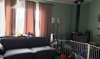 1020 Mallard Ln, Bethel, AK 99559