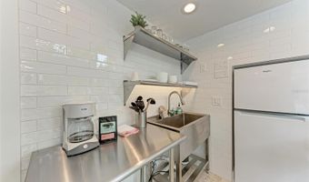 116 HAMMOCK Rd, Anna Maria, FL 34216