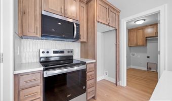 796 Hollow Dr, Ammon, ID 83401