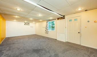 237 Todd Cir, Ames, IA 50014