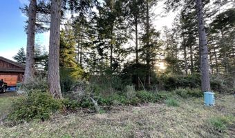 12 Th Ct, Bandon, OR 97411