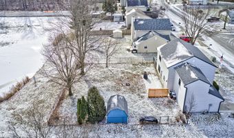 555 Hyannis Dr, Avon, IN 46123