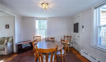 318 Mitchell's Ln, Middletown, RI 02871