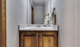510 Bay Pointe Cir, Brandon, MS 39047