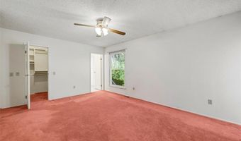 1115 Dutch Mill Dr, Ballwin, MO 63011