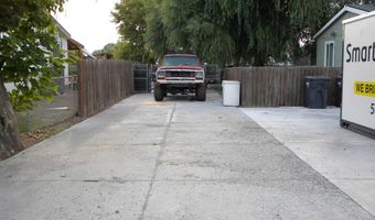 35404 N Flagstone Dr, Benton City, WA 99320