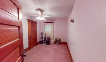 1426 Circle Dr, Albert Lea, MN 56007