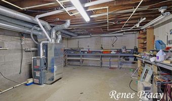 3511 Lake Allegan Dr, Allegan, MI 49010