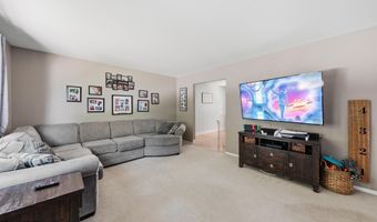 2 Melissa Ct, Albany, NY 12205