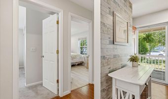 37 Spruce Cir S, Barnegat, NJ 08005