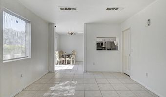 4040 Castle Cove Dr 4040, Las Vegas, NV 89108