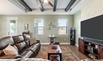 1592 Grayhawk Dr, Basehor, KS 66007