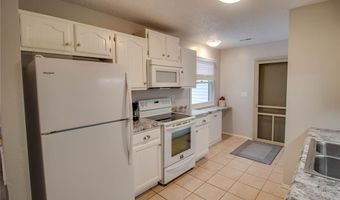1822 Muny Vista Ct A, Alton, IL 62002