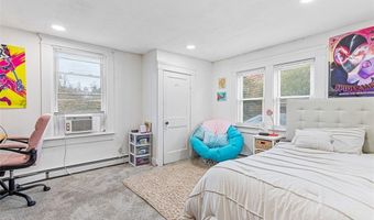 27 Dean Ave, Johnston, RI 02919