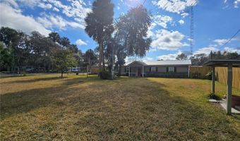 55135 5TH St, Astor, FL 32102