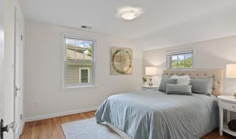 1453 N LONGFELLOW St, Arlington, VA 22205