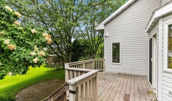 301 E WAYFARER Ln, Appleton, WI 54913