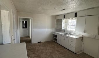 911 4th St, Abernathy, TX 79311