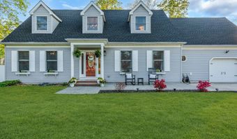 65 Serpentine Dr, Bayville, NJ 08721