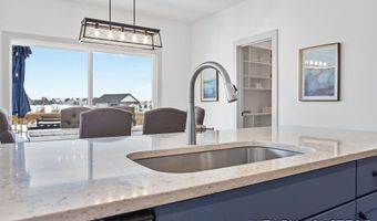 12713 Ridgedale Dr, Allendale, MI 49401