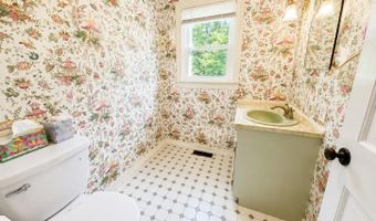 132 Albemarle Dr, Ahoskie, NC 27910