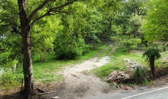 555 COUNTY ROAD 31, Angleton, TX 77515