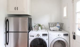211 MONTCLAIR St, Alamo Heights, TX 78209