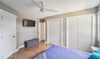 4905 SW 15th St, Des Moines, IA 50315