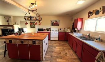 27230 S COYOTE Trl, Congress, AZ 85332