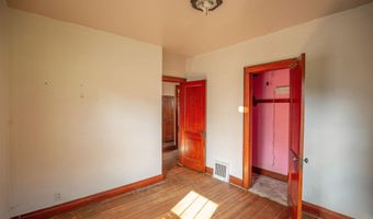 608 E Elm St, Algona, IA 50511