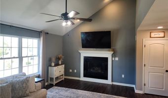 139 Frank Dr, Allen, PA 18067